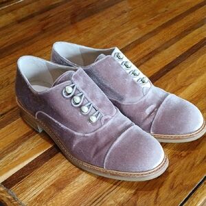 Stuart Weitzman Mrs Pats Velvet Loafer - 9.5